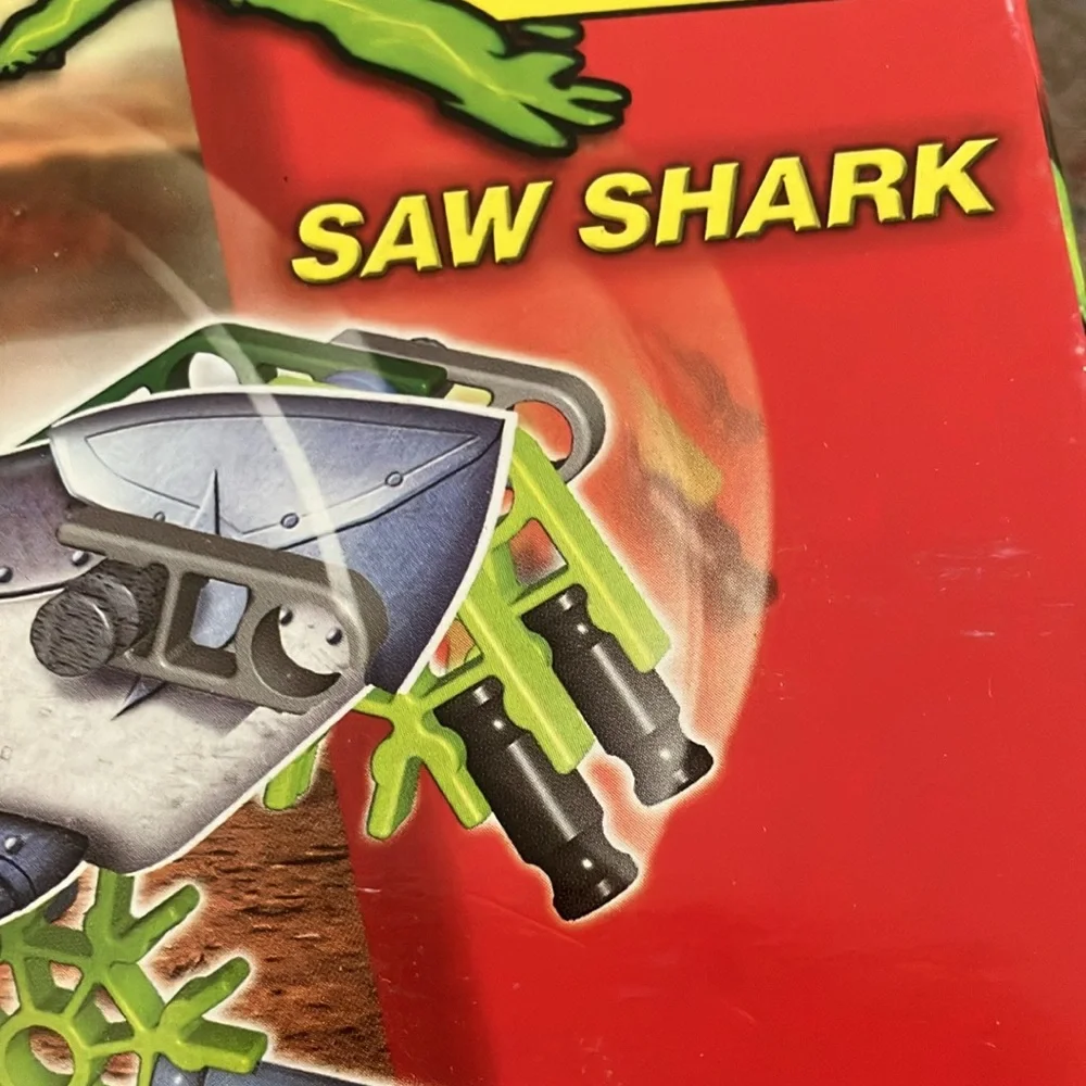 K’nex saw shark
